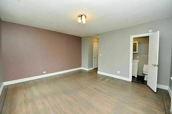 Rented by Bruma Realty LLC | media 21