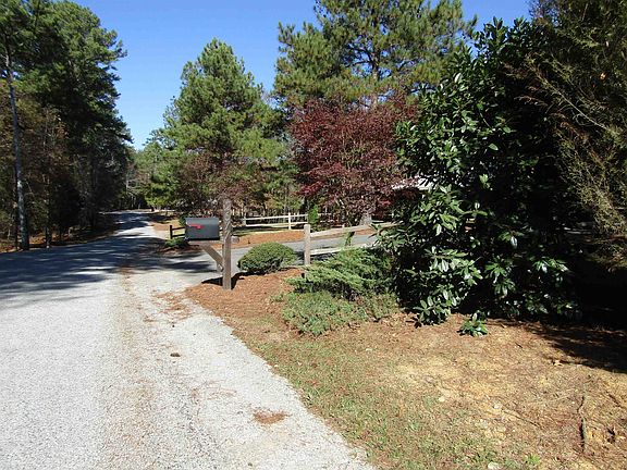 3rd image of 2677 County Road 369