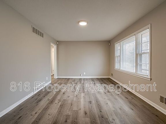 2nd image of 5911 E 100th Ter