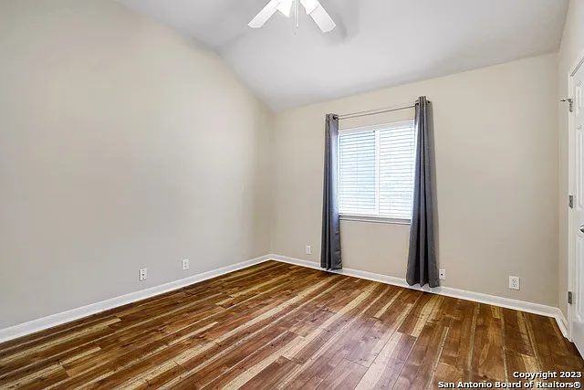 12943 Palatine Hl — Photo 23
