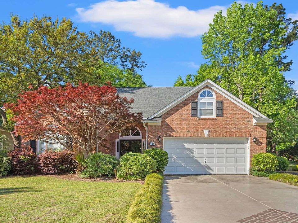 1st image of 355 Camden Circle