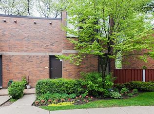 1266 W Westgate Ter, Chicago, IL 60607