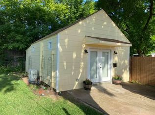 3541 Stadium Dr, Fort Worth, TX 76109