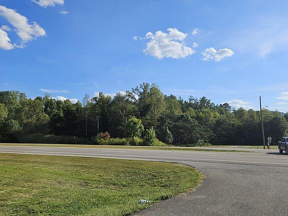 3rd image of 7062 E Lamar Alexander Pkwy