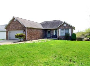 2535 Ridgeway Dr, Jackson, MO 63755