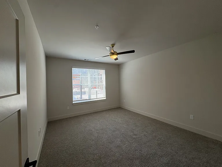 District on the Etowah Apartments — Photo 421