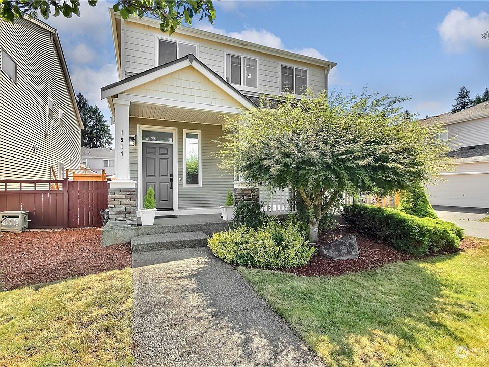 1st image of 1514 181st Street E