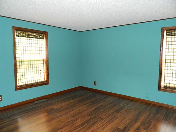 5th image of 57458 County Road 27