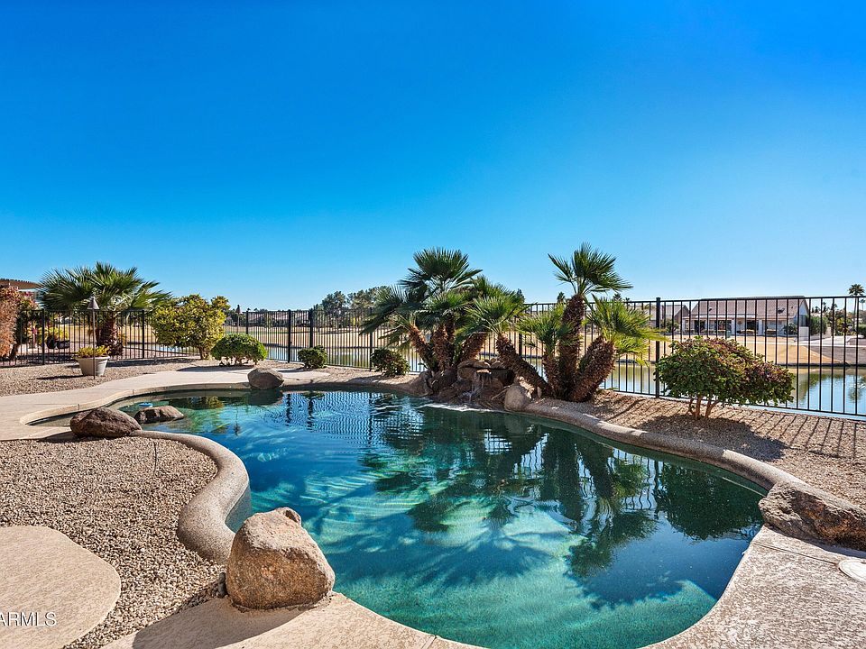 1st image of 24623 S LAKEWAY Circle SE