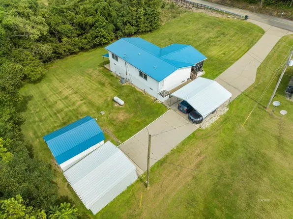 1903 Raccoon Rd, Gallipolis, OH 45631