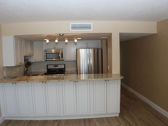 5th image of 3051 S Atlantic Ave #U010
