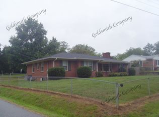 114 Hill St, Greer, SC 29651