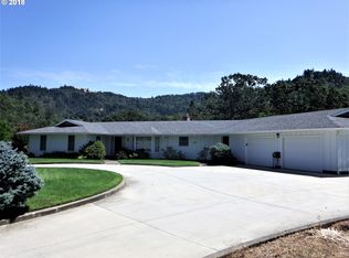 620 Thora Circle Dr, Winchester, OR 97495