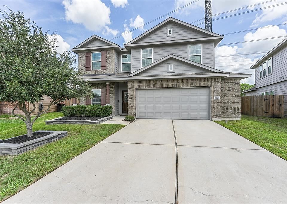 1st image of 17226 Erin Oaks Ln