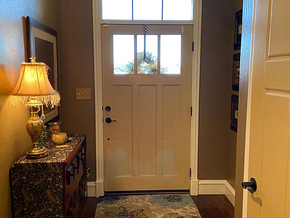 4th image of 405 Cedar Meadow Cir
