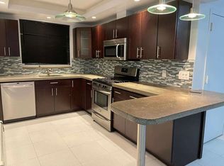 166-14 15th Dr #1, Whitestone, NY 11357