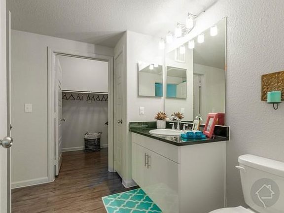 2nd image of 23119 Colonial Pkwy #2233
