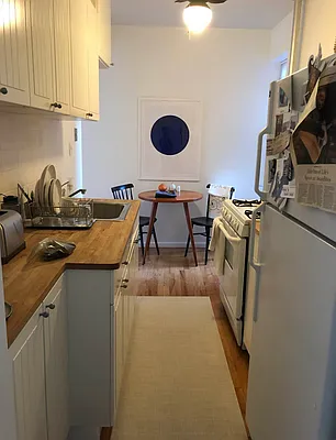 Rented by Waverly Realty Associates | media 15