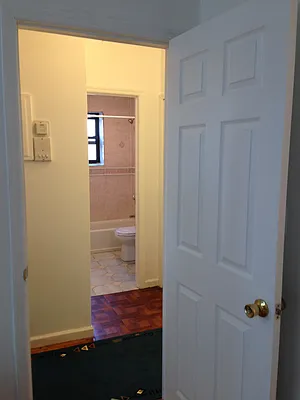Rented by Ulas Real Estates Inc | media 7