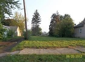 2nd image of 2513 Huron St