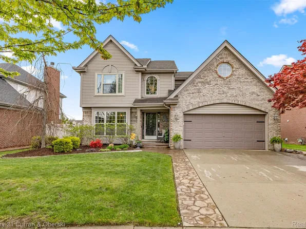 15225 Heatherwood, Southgate, MI 48195