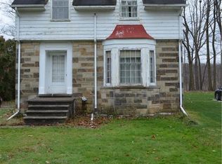 22741 Mastick Rd, Fairview park, OH 44126