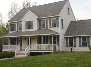 94 Danville Rd, Fremont, NH 03044