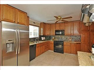 4th image of 6406 Tucker Dr
