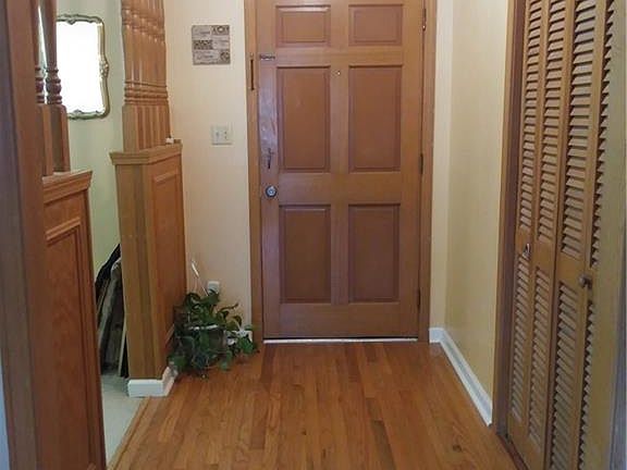 5th image of 1794 Nicole Ln