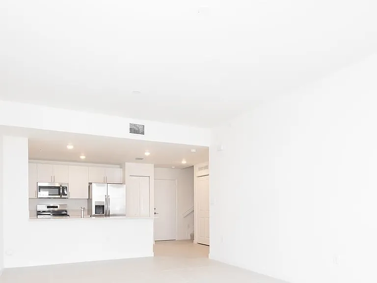 12476 SW 248th St #8 — Photo 2