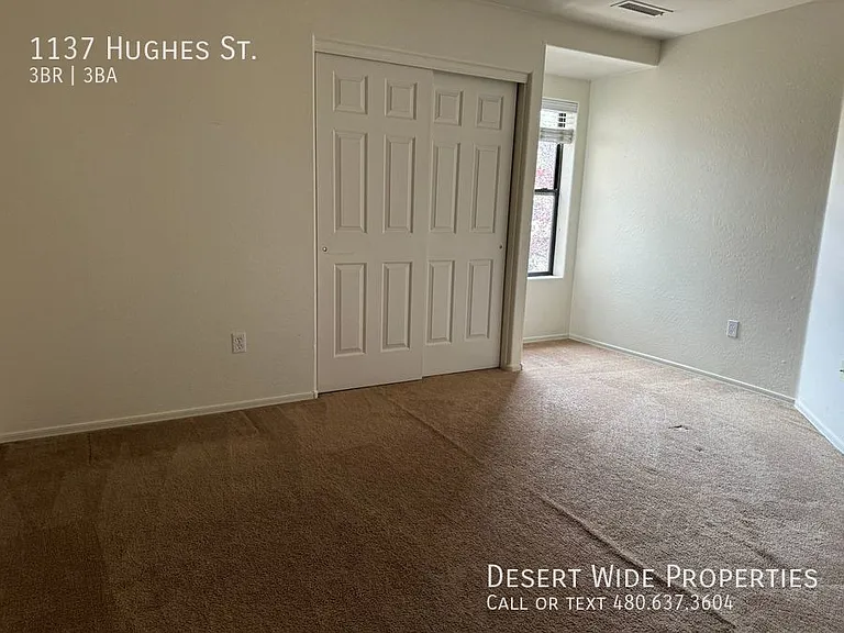 1137 Hughes St — Photo 7