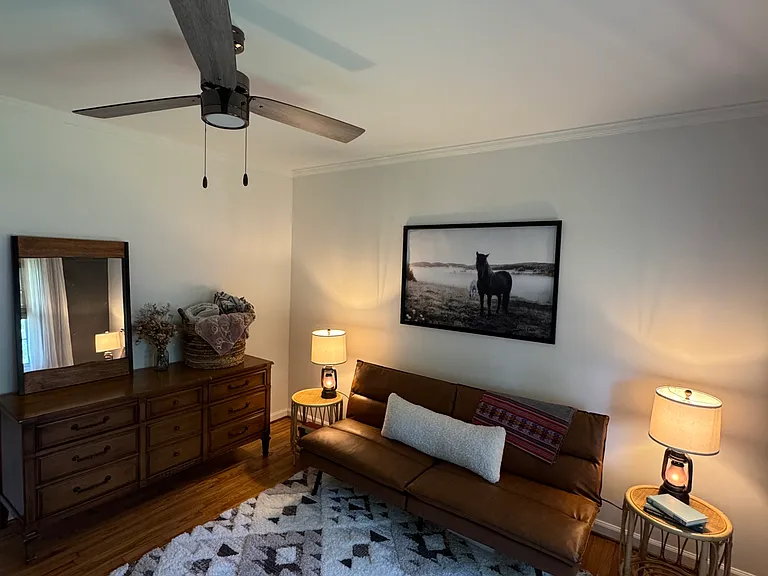 Third Bedroom/home office space - quiet room, perfect for work from home or quest room.