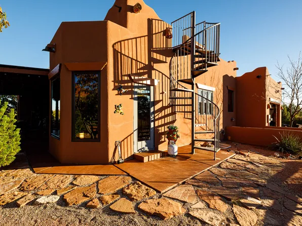 3675 E Juniper Cliffs Dr, Kanab, UT 84741