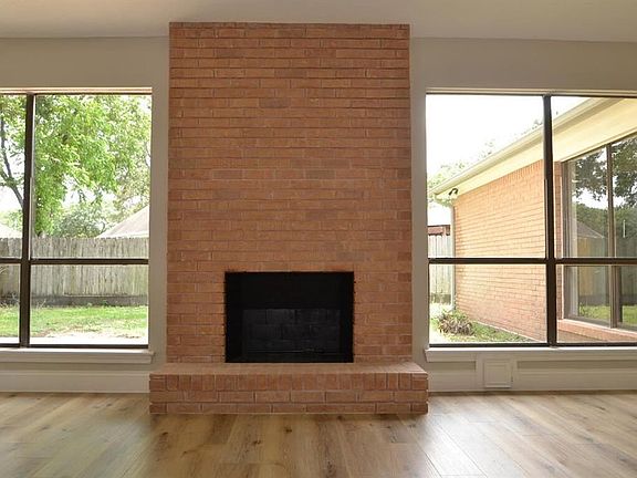 5th image of 6303 Woodland Forest Dr