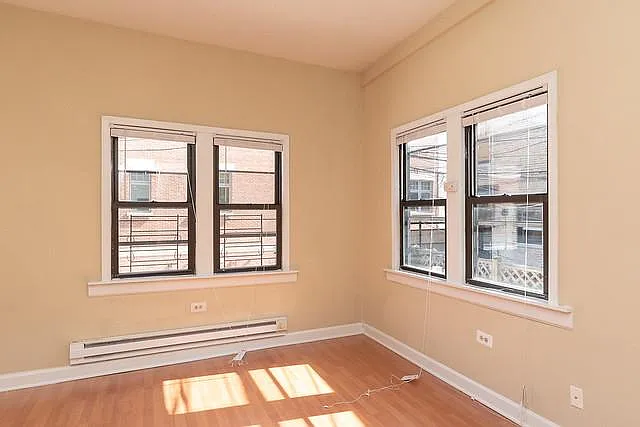742 W. Fullerton — Photo 3