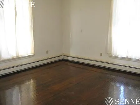 16 Clinton St #B — Photo 8