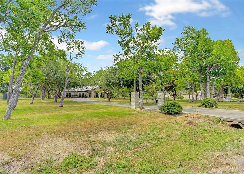 10811 N Humble Camp Rd, Dickinson, TX 77539 MLS 9969050 Zillow