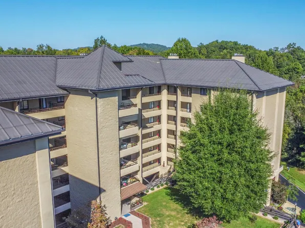 1704 Hidden Hills Rd APT 512, Gatlinburg, TN 37738
