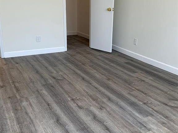 4th image of 2810 Pelham Pl APT F