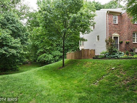 3rd image of 7801 Butterfield Ln