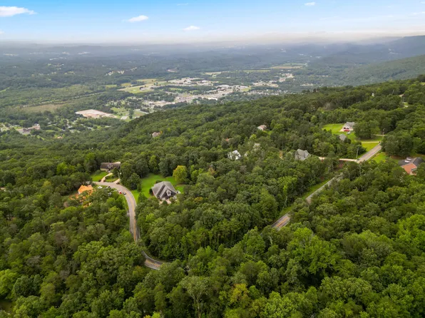 923 & 1005 Sandstone Ter, Soddy Daisy, TN 37379