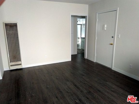 4th image of 729 Huntley Dr APT 7