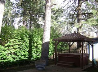 17513 SW Beaver Ct, Beaverton, OR 97003