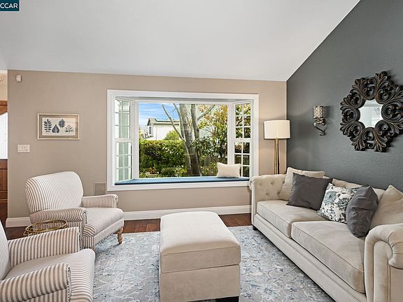 5th image of 2126 Spring Lake Ct