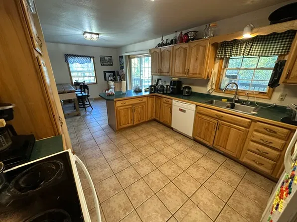 47346 Stratton Rd, Atlantic Mine, MI 49905