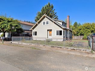 1018 W Cota St, Shelton, WA 98584