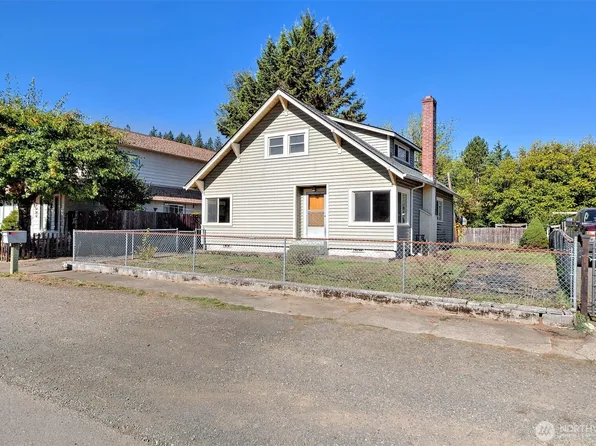 1018 W Cota Street, Shelton, WA 98584