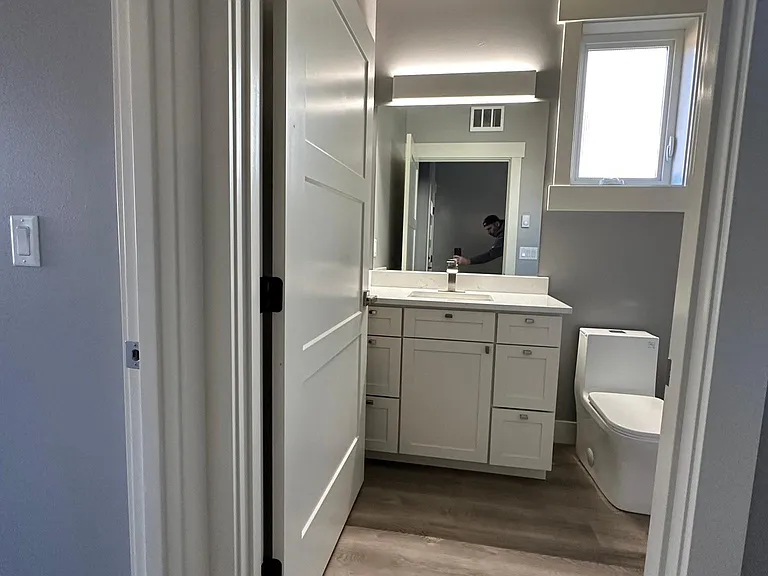 912 Citadel Dr — Photo 44