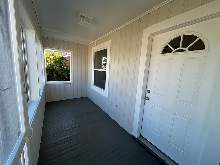 1537 Oak Ave — Photo 5