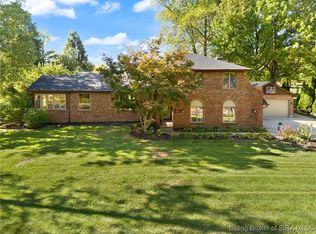 1605 Tall Oaks Drive, Jeffersonville, IN 47130